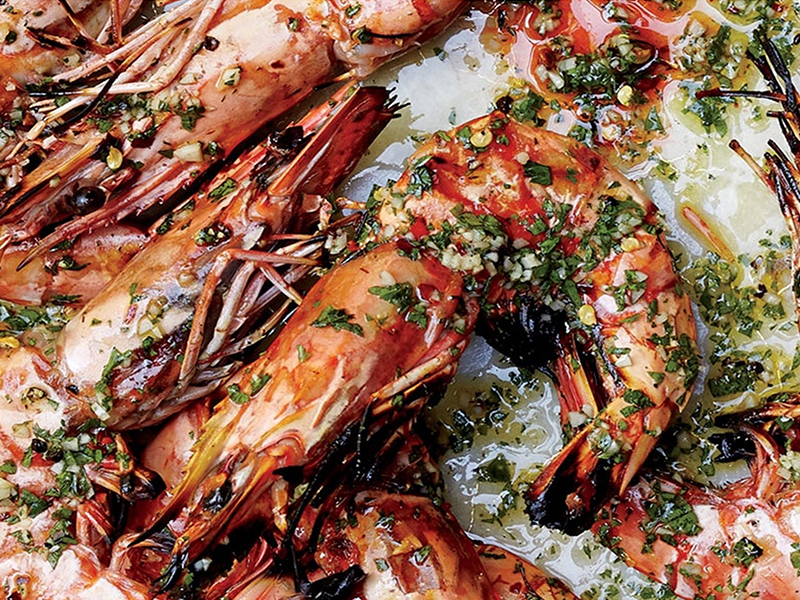 Barbeque Prawns with Chilli, Red Onion and Lemon